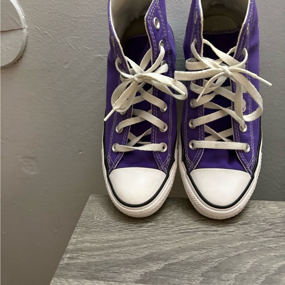 Purple High-Top Mens Converse Sneakers - Picture 5 of 9